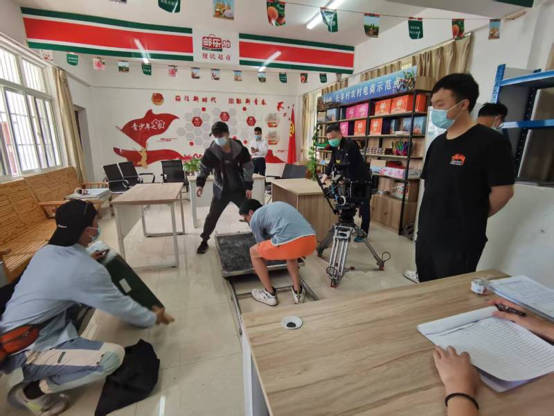 追星女孩心理学分析报告：江达县广告片拍摄公司揭秘饭圈应援式传播逻辑